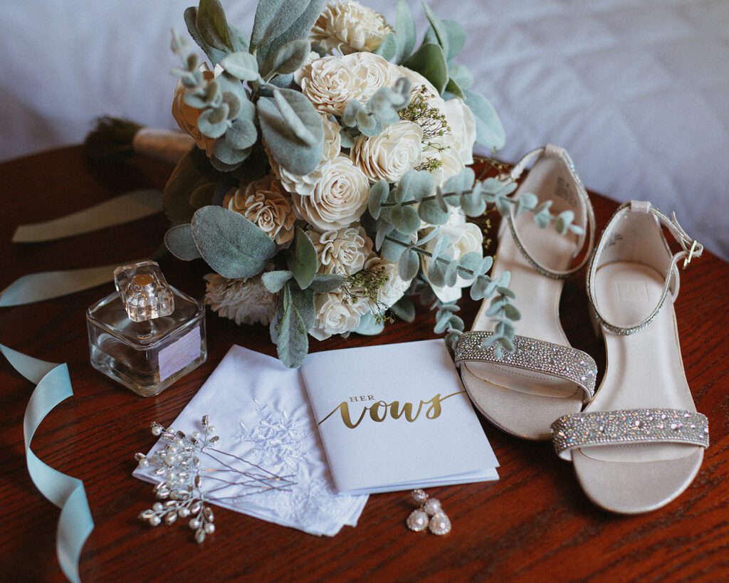 tips to planning a wedding include choosing your local vendors, so these are photos of beautiful wedding details created by the wedding vendors