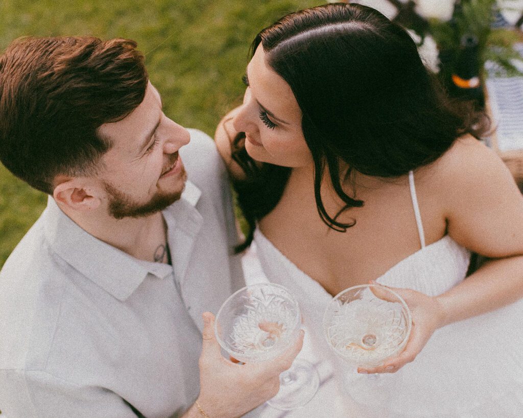 New York City engagement photos in Astoria Park