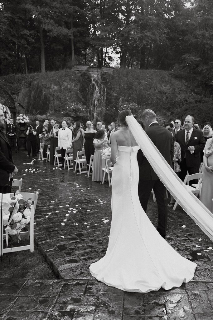 dad walking bride down the aisle during Stroudsmoor Country Inn wedding